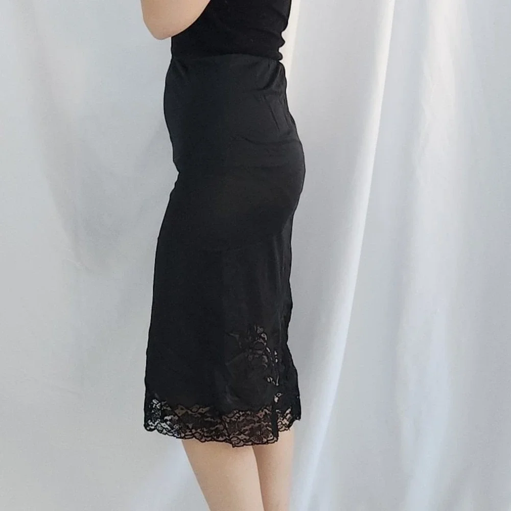 70s Black‎ Lacy Nylon Half Slip - Picture 2 of 6